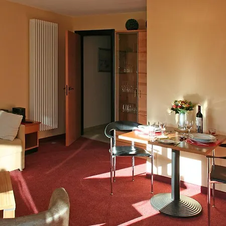 Daire Ferienwohnung Auszeit Hohen Wieschendorf